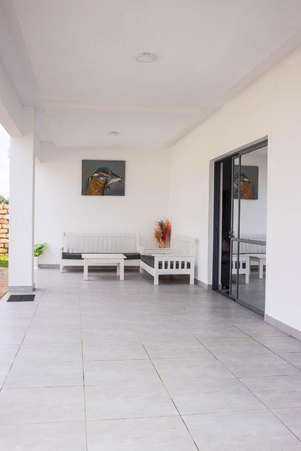 דיאני ביץ' 4 U Luxury Bungalows Diani מראה חיצוני תמונה