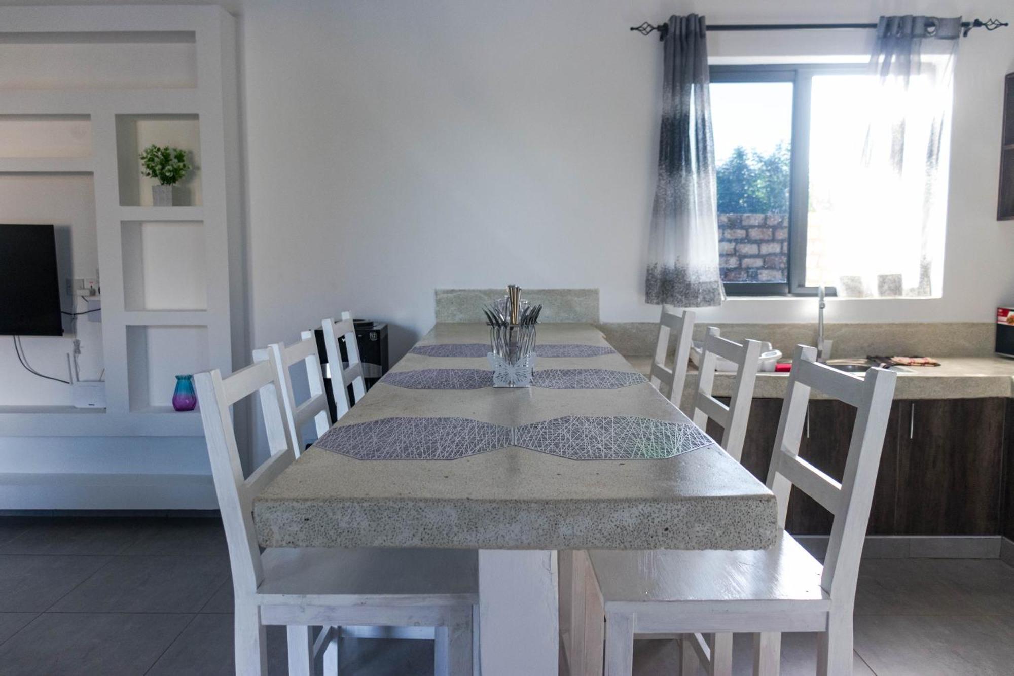 דיאני ביץ' 4 U Luxury Bungalows Diani מראה חיצוני תמונה
