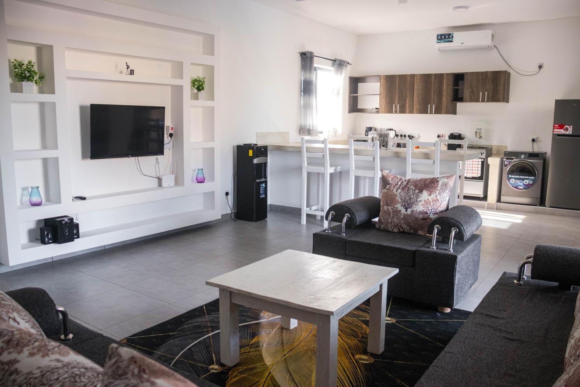 דיאני ביץ' 4 U Luxury Bungalows Diani מראה חיצוני תמונה