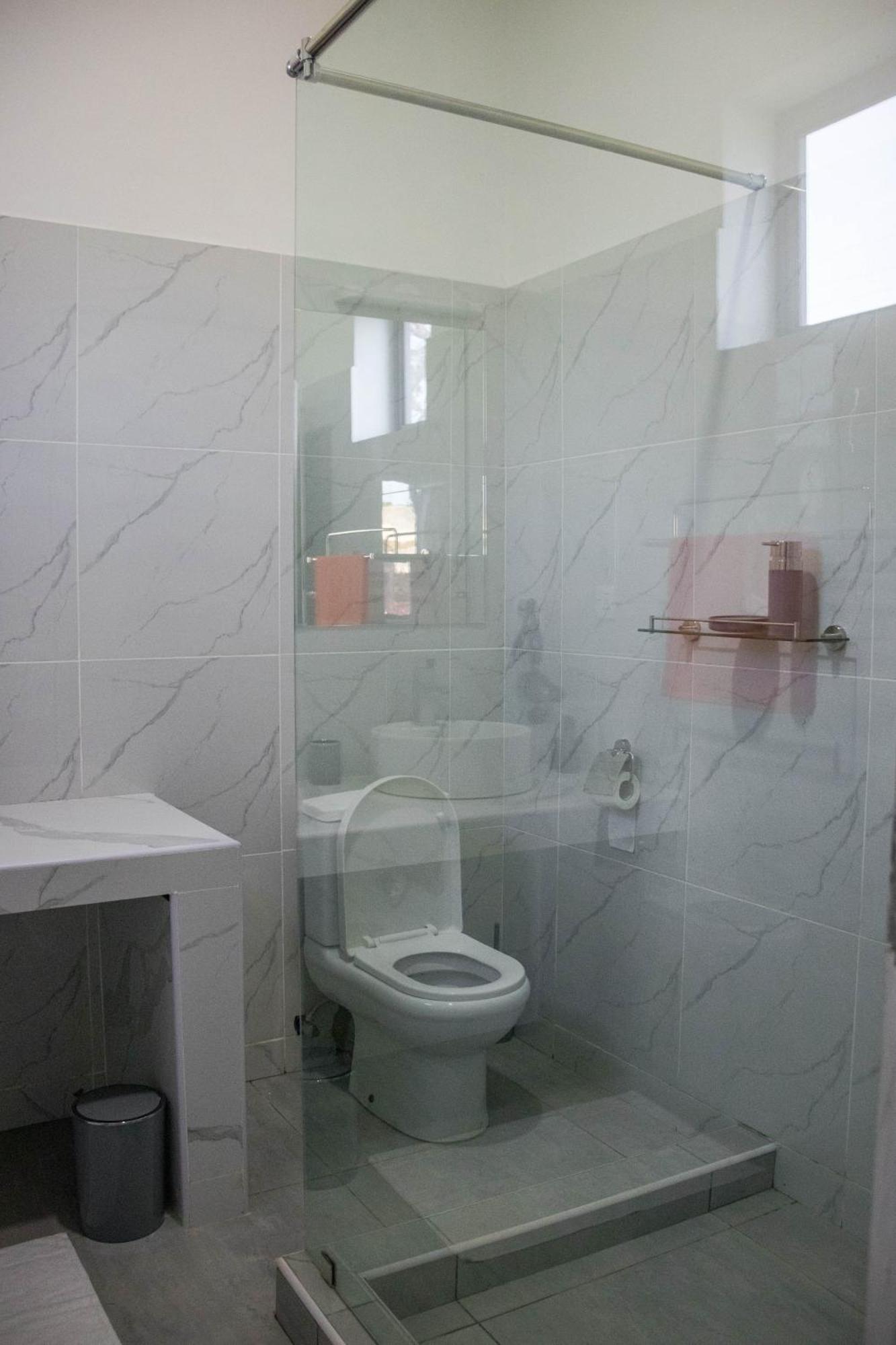 דיאני ביץ' 4 U Luxury Bungalows Diani מראה חיצוני תמונה
